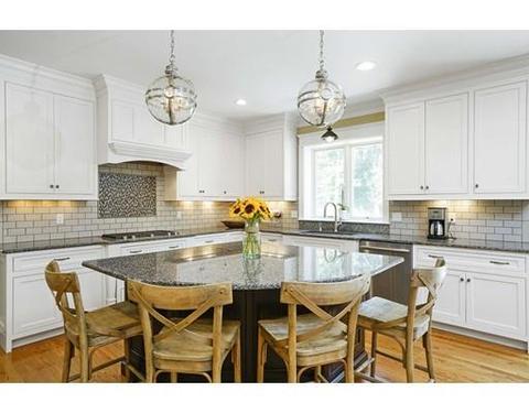30 Taylor, Needham, MA 02494 photo 2
