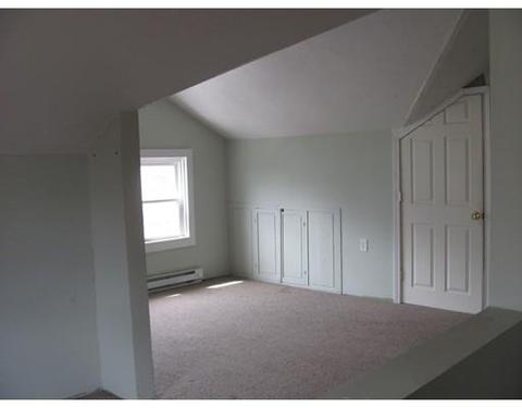17 Halmstad St, Worcester, MA 01607 photo 25