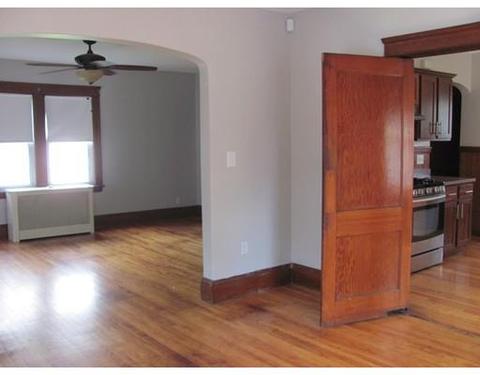 17 Halmstad St, Worcester, MA 01607 photo 9
