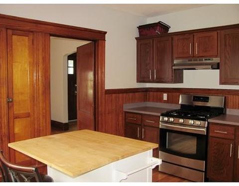 17 Halmstad St, Worcester, MA 01607 photo 3