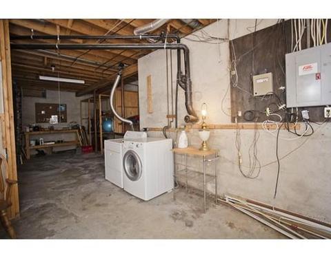 845 Wilbraham Rd, Springfield, MA 01109 photo 15