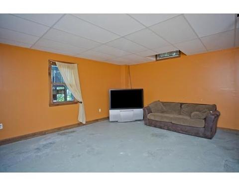 845 Wilbraham Rd, Springfield, MA 01109 photo 17