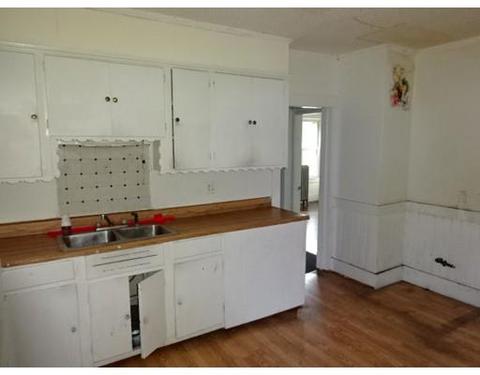 256 White St, Springfield, MA 01108 photo 8