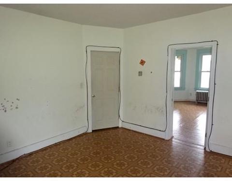 256 White St, Springfield, MA 01108 photo 9