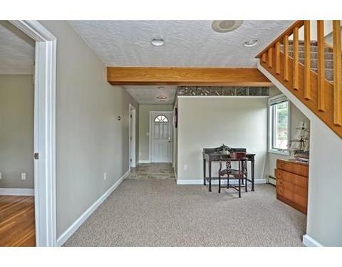 10 Buttonwood Rd, Stoneham, MA 02180 photo 14