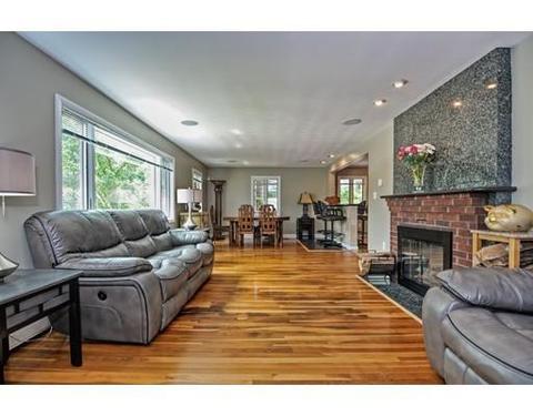 10 Buttonwood Rd, Stoneham, MA 02180 photo 7