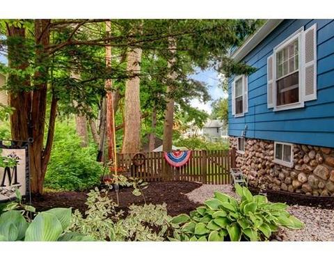 19 Flagg St, Worcester, MA 01602 photo 5