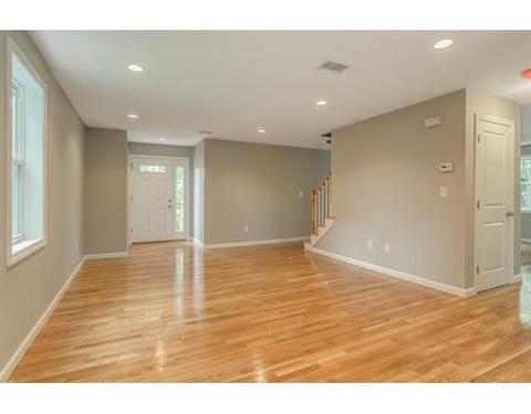 48 Upland Rd, Lynn, MA 01902 photo 9