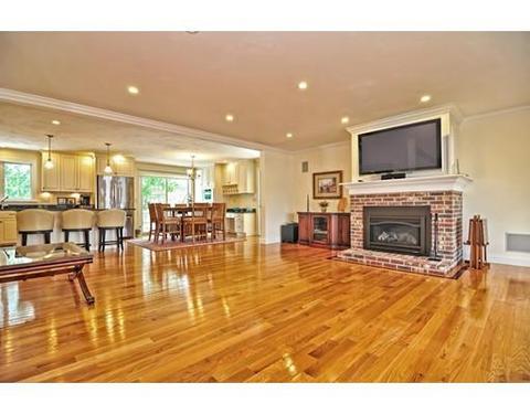 42 Birch Island Rd, Webster, MA 01570 photo 7