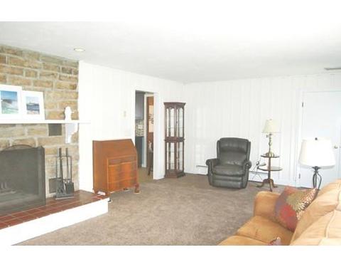 2 Oak Ln, Webster, MA 01570 photo 10