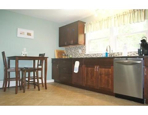 2 Oak Ln, Webster, MA 01570 photo 4