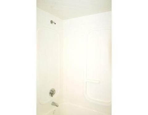 2 Oak Ln, Webster, MA 01570 photo 17