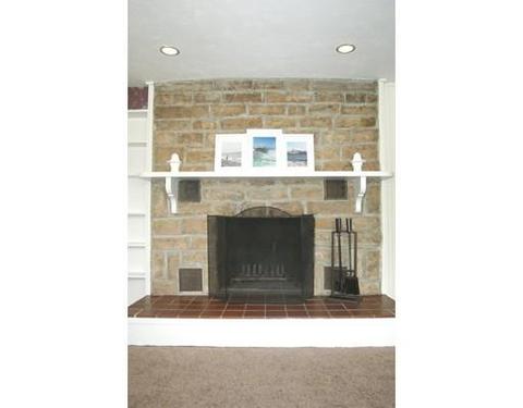 2 Oak Ln, Webster, MA 01570 photo 11