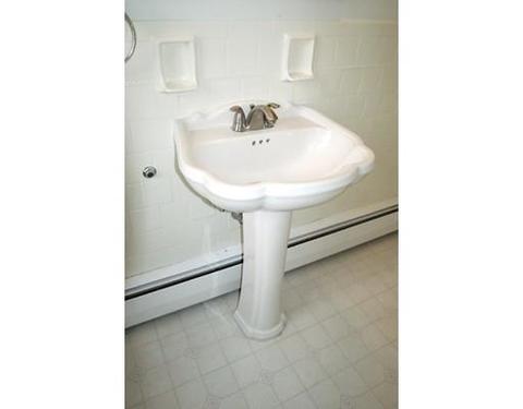2 Oak Ln, Webster, MA 01570 photo 18
