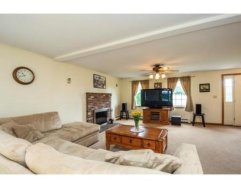 9 Whitney Dr, Ashburnham, MA 01430 photo 8