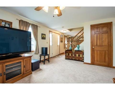 9 Whitney Dr, Ashburnham, MA 01430 photo 7