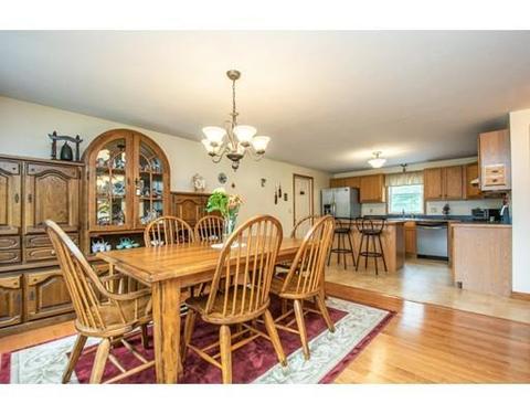 9 Whitney Dr, Ashburnham, MA 01430 photo 11