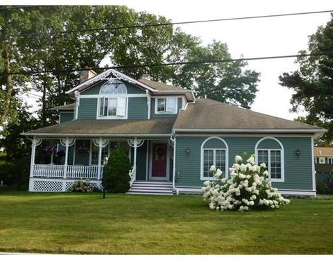 517 David St, Fall River, MA 02720 photo 1