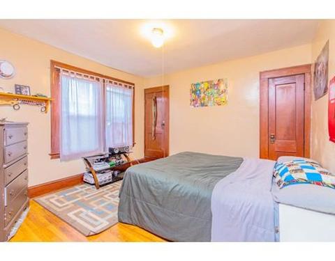 22 Stuart St, Springfield, MA 01119 photo 7