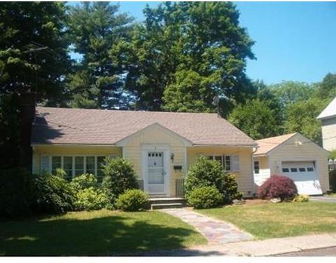 2 Lincoln St, Maynard, MA 01754 photo 1