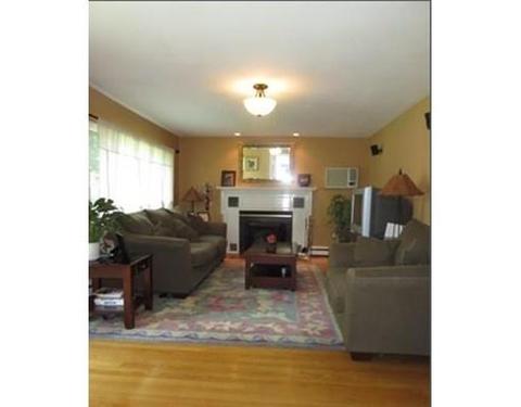2 Lincoln St, Maynard, MA 01754 photo 2