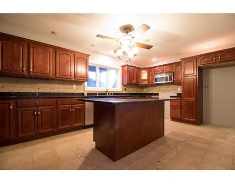 713 Walnut St, Fall River, MA 02720 photo 8