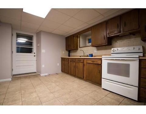 713 Walnut St, Fall River, MA 02720 photo 13