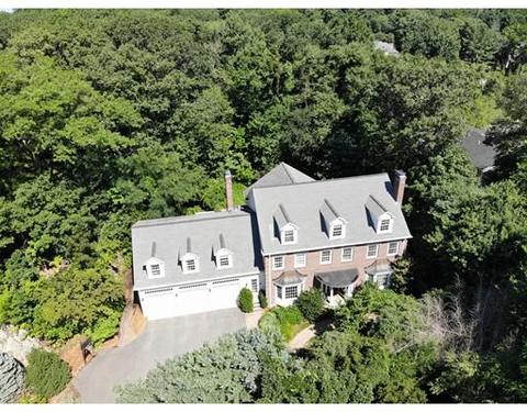 45 Arnold Rd, Wellesley, MA 02481 photo 5