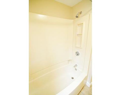 48 Jenness St, Springfield, MA 01104 photo 12