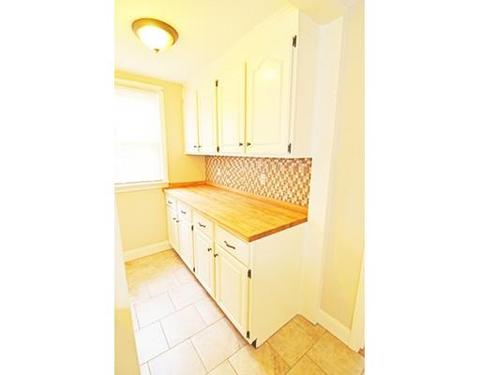 48 Jenness St, Springfield, MA 01104 photo 6