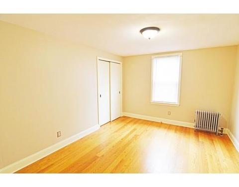 48 Jenness St, Springfield, MA 01104 photo 13