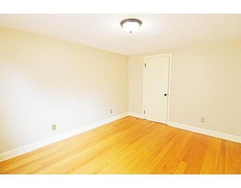 48 Jenness St, Springfield, MA 01104 photo 14