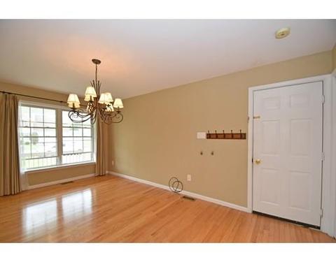19 Konkel Ave, Webster, MA 01570 photo 4