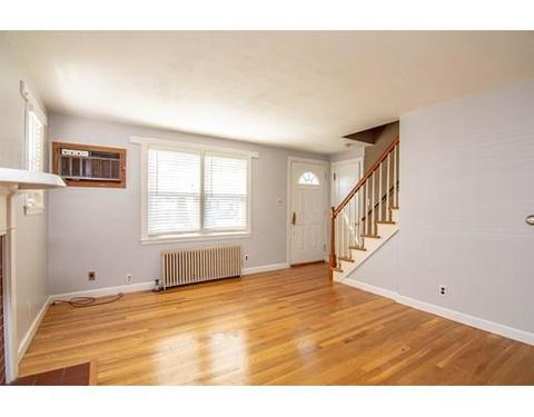 38 Lachine St, Chicopee, MA 01020 photo 7