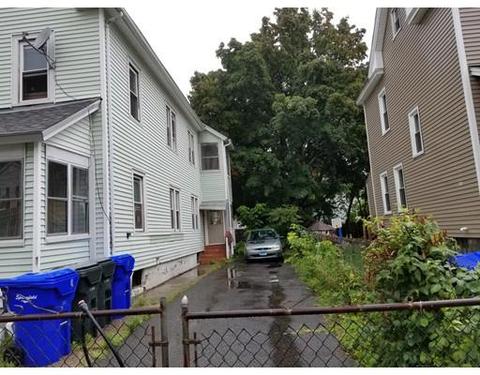 72 Grover St, Springfield, MA 01104 photo 2