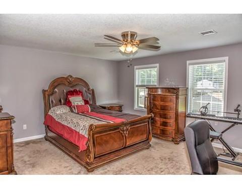 44 Jordan St, Springfield, MA 01119 photo 14