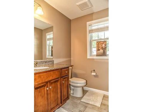 44 Jordan St, Springfield, MA 01119 photo 12