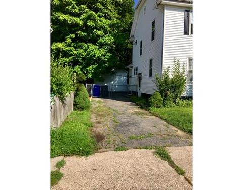 66 Langdon St, Springfield, MA 01104 photo 4