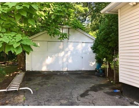 66 Langdon St, Springfield, MA 01104 photo 5