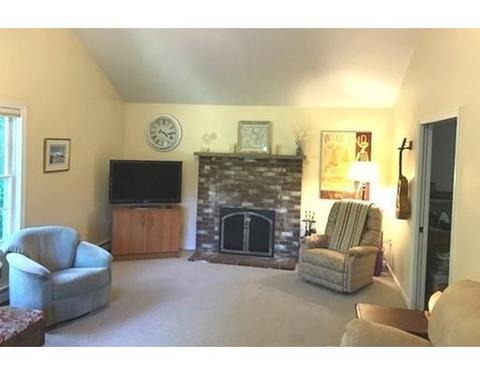 20 Cadman Rd, Mendon, MA 01756 photo 8
