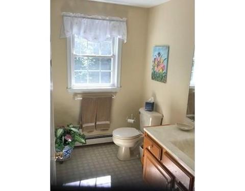 20 Cadman Rd, Mendon, MA 01756 photo 11