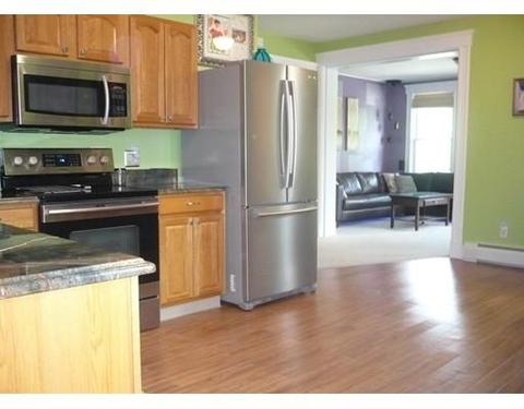 142 Elm St #5, Worcester, MA 01609 photo 3