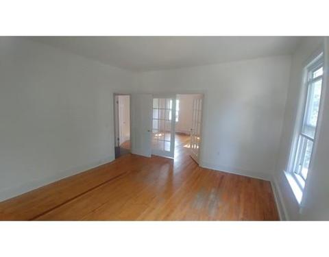 28 Crown St, Worcester, MA 01609 photo 18
