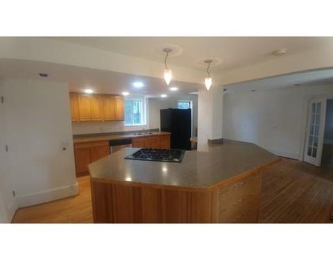 28 Crown St, Worcester, MA 01609 photo 10
