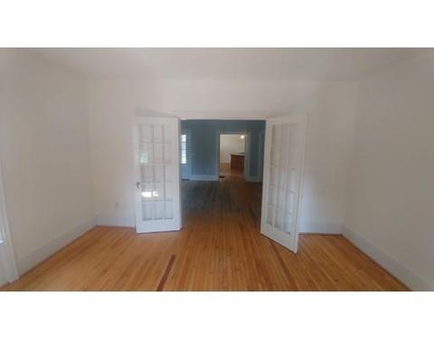 28 Crown St, Worcester, MA 01609 photo 14