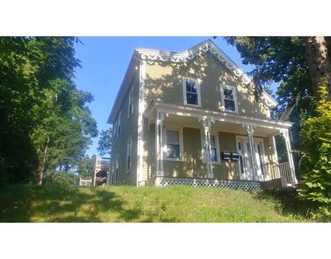 28 Crown St, Worcester, MA 01609 photo 4