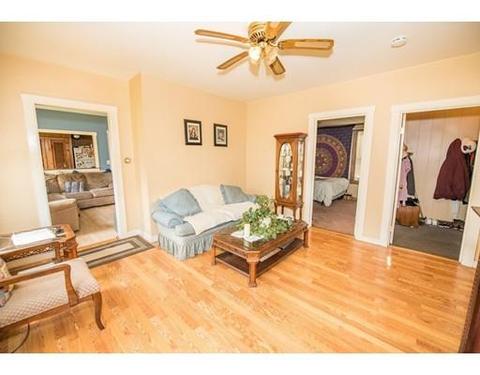 33 Harrison St, Lowell, MA 01852 photo 5