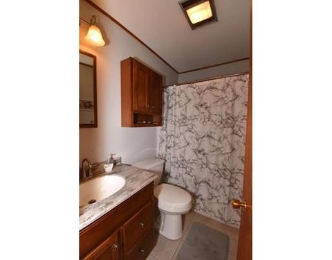 37 Broad St, Easthampton, MA 01027 photo 10