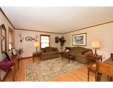 37 Broad St, Easthampton, MA 01027 photo 3