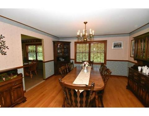 37 Broad St, Easthampton, MA 01027 photo 6